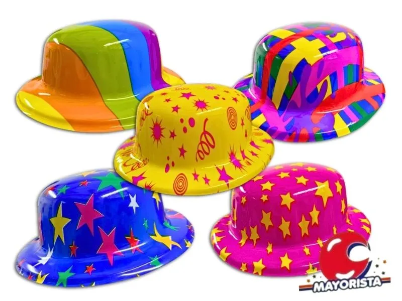 SOMBRERO PLASTICO BOMBIN BRILLOSO MULTICOLOR VS MODELOS (ILC-Y200) - LCOST